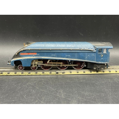 164 - Three 3-Rail Steam Locomotives & an Electric HO 2-Rail Loco of the DB
(2100g)
Hornby Dublo EDL1 3 Ra... 