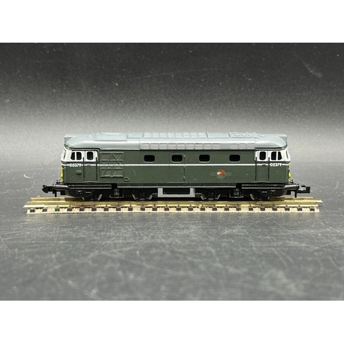 156 - Vintage Hornby Minitrix N.102 Passenger Set which includes Minitrix N204 Class 27 D5379 in BR green,... 