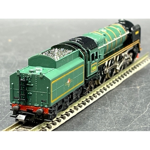 150 - Two boxed Hornby Minitrix BR Steam locomotives, Tested Runners
(300g)
Minitrix N203 Class 7P 4-6-2 7... 