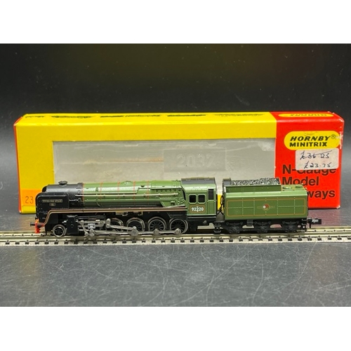 150 - Two boxed Hornby Minitrix BR Steam locomotives, Tested Runners
(300g)
Minitrix N203 Class 7P 4-6-2 7... 