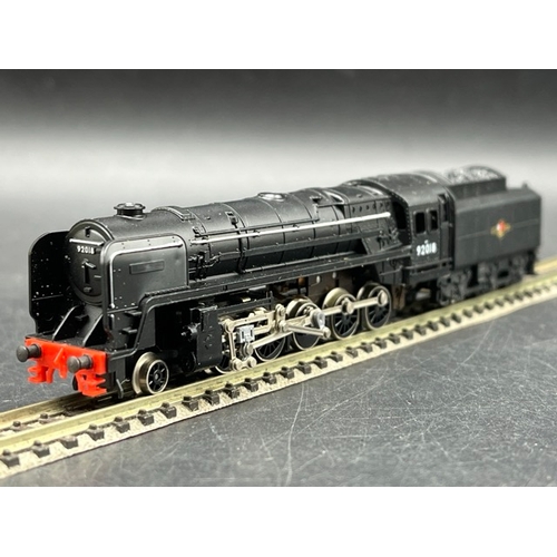 151 - Two Hornby Minitrix Boxed N gauge BR Steam Locomotives, Tested Runners
(300g)
Minitrix N202 Class 2M... 