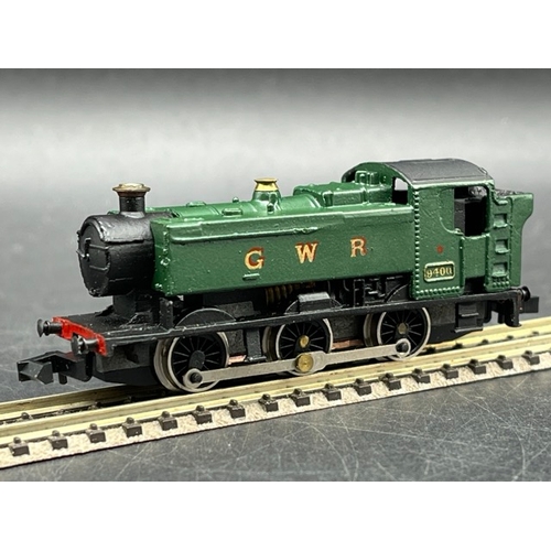 152 - Two N gauge Boxed Graham Farish GWR Steam Locomotives, Tested Runners
(300g)
Graham Farish 1104 Clas... 