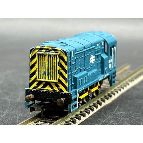 153 - Two N gauge BR Diesel Locomotives, Tested Runners
(300g)
Graham Farish 1007 Class 08 Shunter 08113/0... 