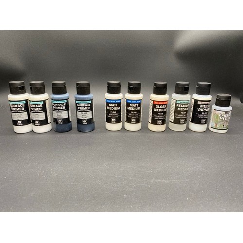 59 - 91 Vallejo Airbrush Colours, Varnishes, Primers & Acrylic resins. (7400g) All appear unopened/unused... 