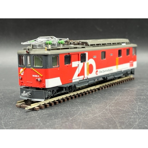 117 - Bemo HOm 1:87 scale Zentralbahn electric loco DCC with two corresponding Verstärkungswagens, each bo... 