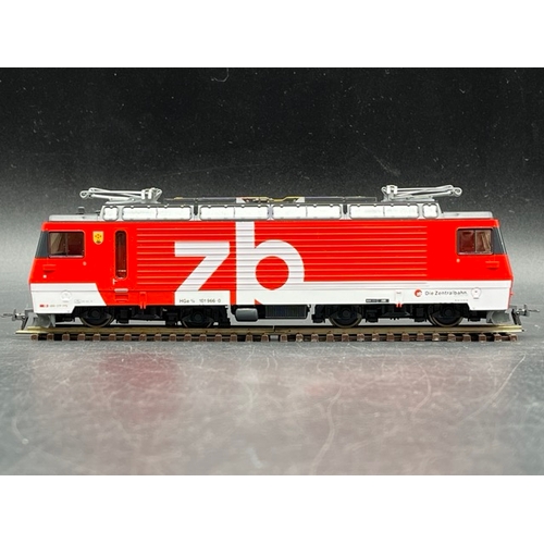 118 - Bemo HOm 1:87 scale Zentralbahn electric loco DCC with three corresponding, each boxed and Tested Ru... 