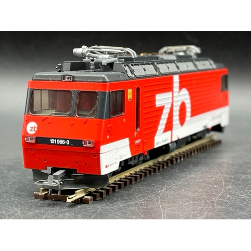 118 - Bemo HOm 1:87 scale Zentralbahn electric loco DCC with three corresponding, each boxed and Tested Ru... 