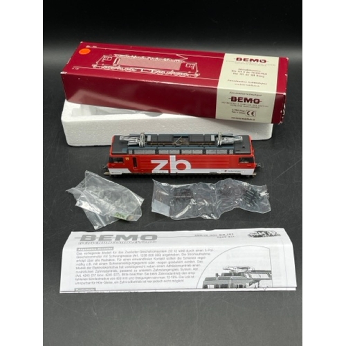 118 - Bemo HOm 1:87 scale Zentralbahn electric loco DCC with three corresponding, each boxed and Tested Ru... 