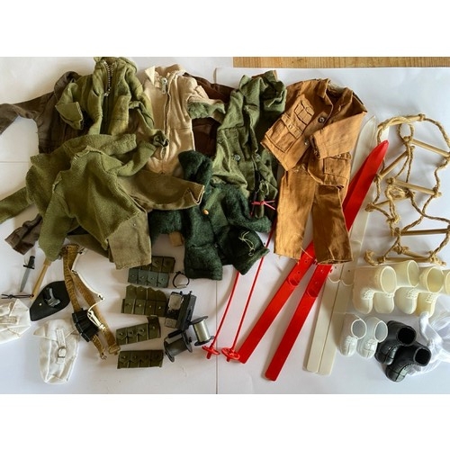 363 - Large Qty of Vintage Palitoy Action Man Clothing & Accessories. 2550g (Fair/Good)
See photos for mor... 