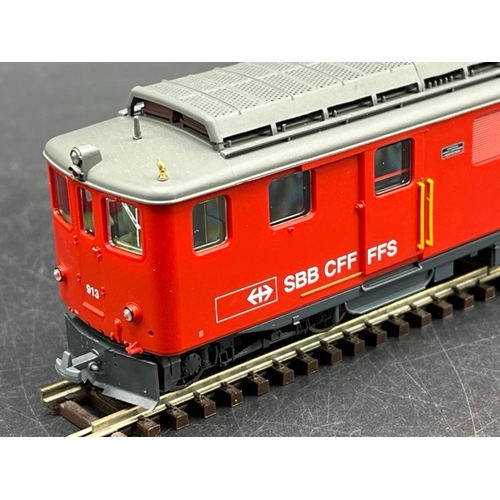 121 - Bemo HOm 1:87 scale SBB electric loco DCC boxed and Tested Runner
(300g)
Bemo 1246 413 SBB De 4/4 91... 