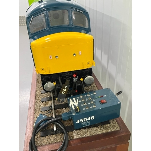 87 - 5 inch gauge Class 45 ‘The Royal Marines’ 45048 in pristine condition 
Dual Battery operated model o... 