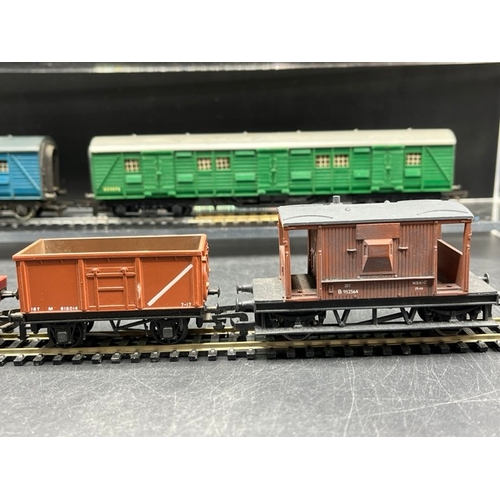 182 - Twenty OO gauge Rolling stock from Hornby/Triang, Peco (1), Slaters kits (3), Lima (1) includes Snow... 