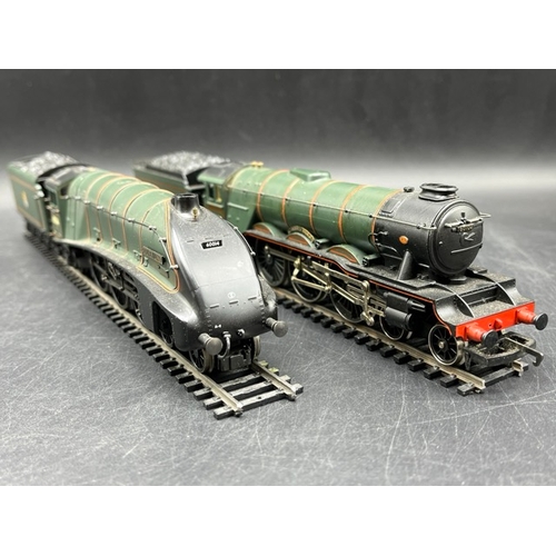 95 - Two OO gauge Steam Locomotives, both Tested Runners
(1000g)
Hornby R2089 Class A4 4-6-2 60014 'Silve... 