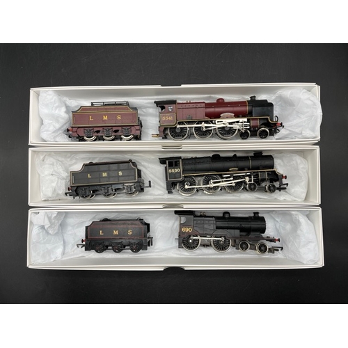 97 - Three OO gauge LMS Steam Locomotives, each Tested Runner
(1400g)
Hornby R357 Patriot Class 4-6-0 'Du... 