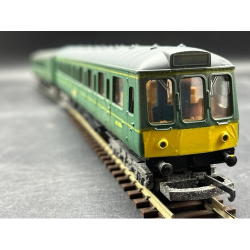 105 - Five OO gauge Locomotives, three Runners
(1400g) 
Lima Class 117 2 Car DMU Set In BR Green - Non-Run... 