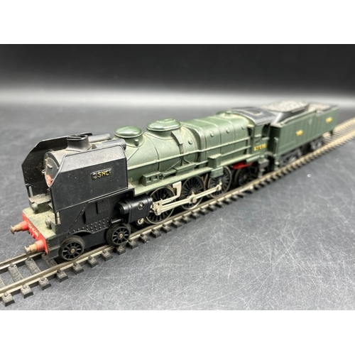 105 - Five OO gauge Locomotives, three Runners
(1400g) 
Lima Class 117 2 Car DMU Set In BR Green - Non-Run... 