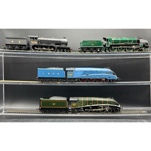 106 - Four OO gauge Steam Locomotives, each Tested as Non Runner
(1800g)
Hornby Class A4 4-6-2 4901 