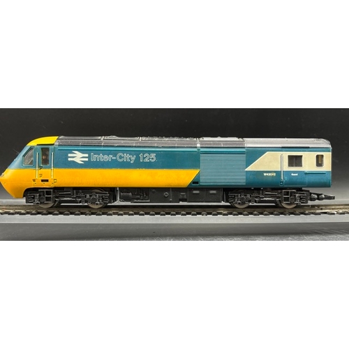 108 - Five OO gauge Diesel/Electric Locomotives, Four Tested Runners, one Forward motion only
(1900g)
Horn... 