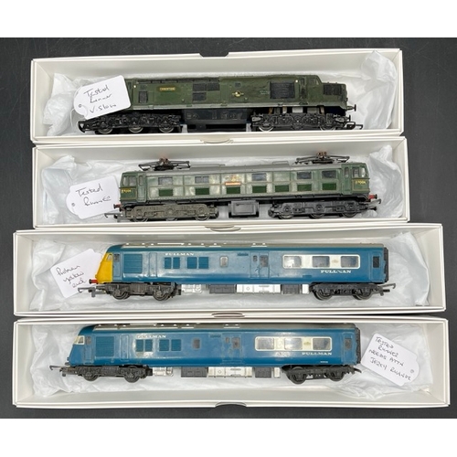 147 - Four OO Triang Diesel/Electric Locomotives, each Tested Runner
(1300g)
Tri-ang R351 Class 77 EM2 270... 