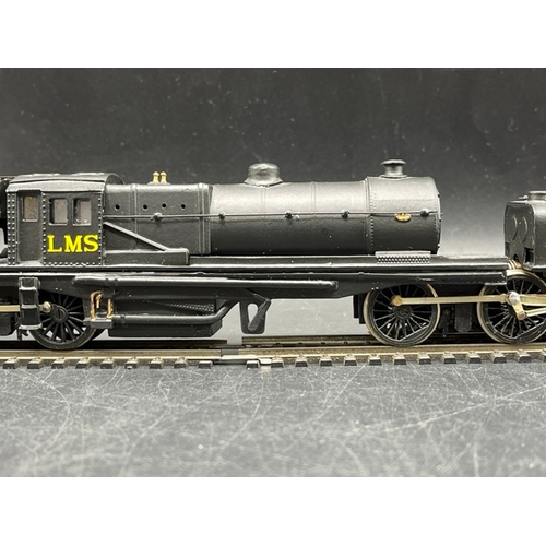 38 - Kit-built OO gauge Beyer Garratt LMS #4987 articulated locomotive, Tested Runner 
(NNNNg)
2-6-0 0-6-... 