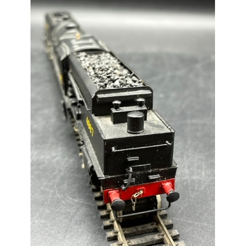 38 - Kit-built OO gauge Beyer Garratt LMS #4987 articulated locomotive, Tested Runner 
(NNNNg)
2-6-0 0-6-... 