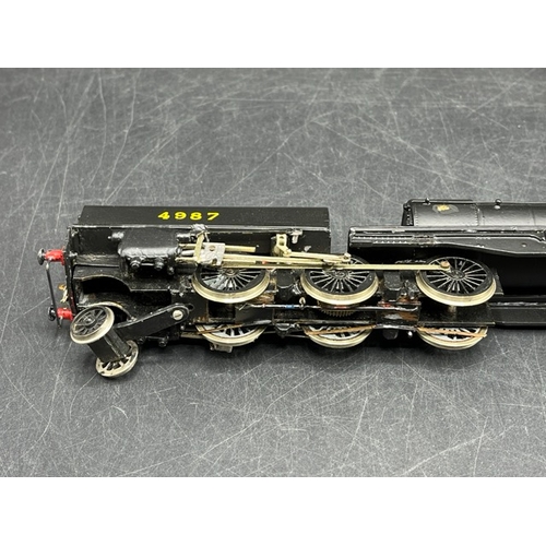 38 - Kit-built OO gauge Beyer Garratt LMS #4987 articulated locomotive, Tested Runner 
(NNNNg)
2-6-0 0-6-... 