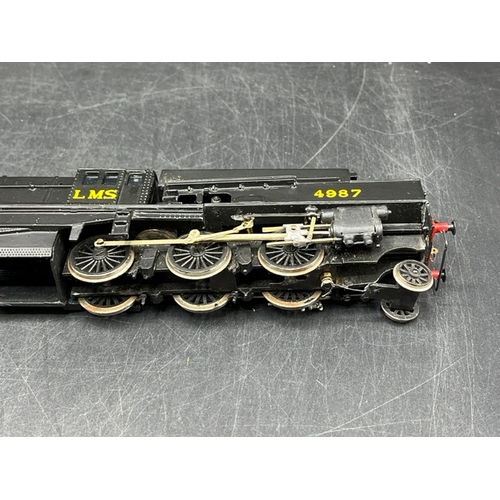 38 - Kit-built OO gauge Beyer Garratt LMS #4987 articulated locomotive, Tested Runner 
(NNNNg)
2-6-0 0-6-... 