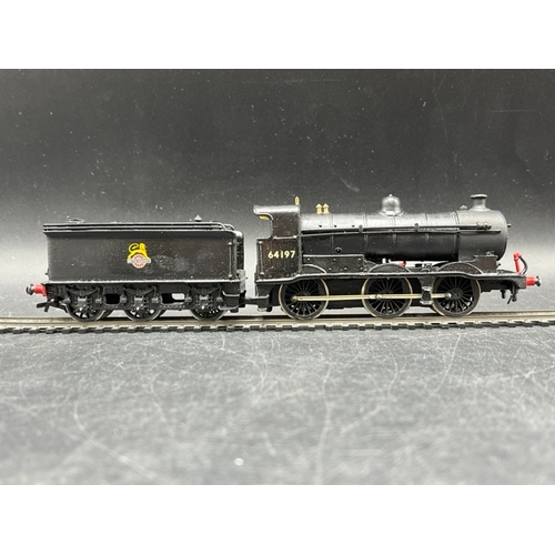 41 - Two Kit-built OO gauge early crest Steam locomotives, Tested Runners
(700g)
Ivatt/Gresley GNR Class ... 