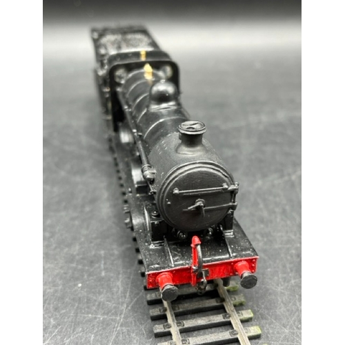 41 - Two Kit-built OO gauge early crest Steam locomotives, Tested Runners
(700g)
Ivatt/Gresley GNR Class ... 