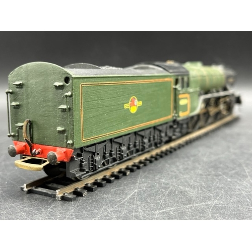 45 - Kit-built OO gauge Class A1 4-6-2 #60504 'Mons Meg' locomotive Green livery late crest, Tested Runne... 