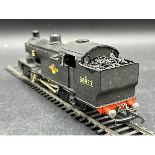 47 - Two Kit-built OO gauge late crest locomotives, Tested Runners
(900g)
SR Z Class 0-8-0T No 30952 with... 