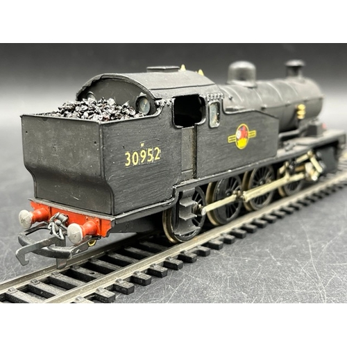 47 - Two Kit-built OO gauge late crest locomotives, Tested Runners
(900g)
SR Z Class 0-8-0T No 30952 with... 