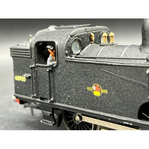 47 - Two Kit-built OO gauge late crest locomotives, Tested Runners
(900g)
SR Z Class 0-8-0T No 30952 with... 