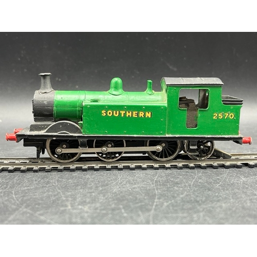 49 - Kit-built OO gauge Southern 0-6-2 locomotive, Tested Non-Runner 
(400g)
Metal construction
Finished ... 