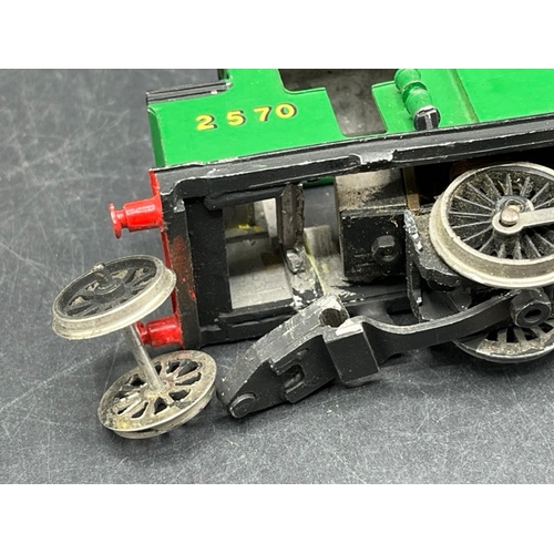 49 - Kit-built OO gauge Southern 0-6-2 locomotive, Tested Non-Runner 
(400g)
Metal construction
Finished ... 