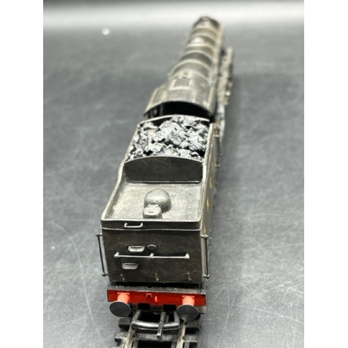 57 - Hornby modified OO gauge LNER 2-8-2 Class P1 Mikado locomotive #2393, Tested Runner 
(400g)
Tested R... 