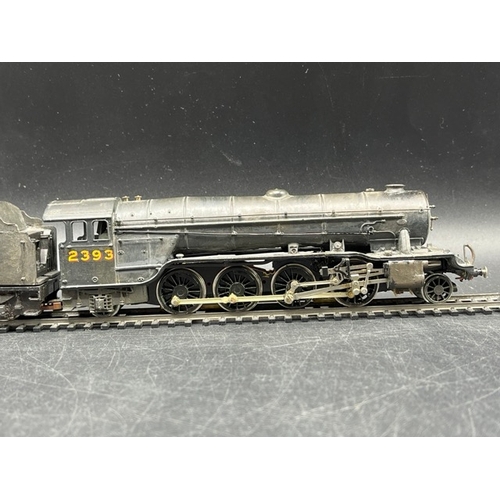 57 - Hornby modified OO gauge LNER 2-8-2 Class P1 Mikado locomotive #2393, Tested Runner 
(400g)
Tested R... 