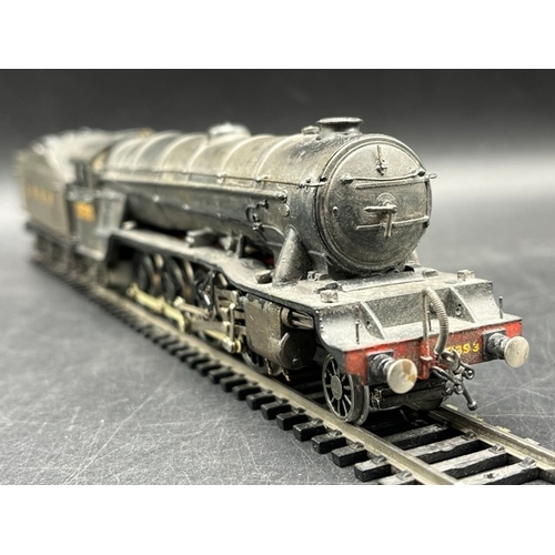 57 - Hornby modified OO gauge LNER 2-8-2 Class P1 Mikado locomotive #2393, Tested Runner 
(400g)
Tested R... 