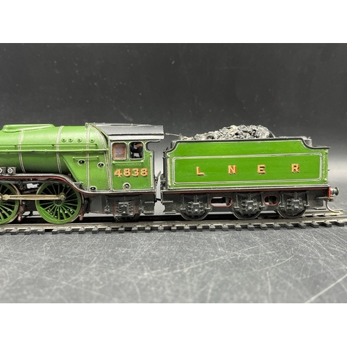 58 - Kit-built OO gauge 2-6-2 LNER lined Apple green V2 Class No.4838 locomotive, Tested Runner 
(1000g)
... 