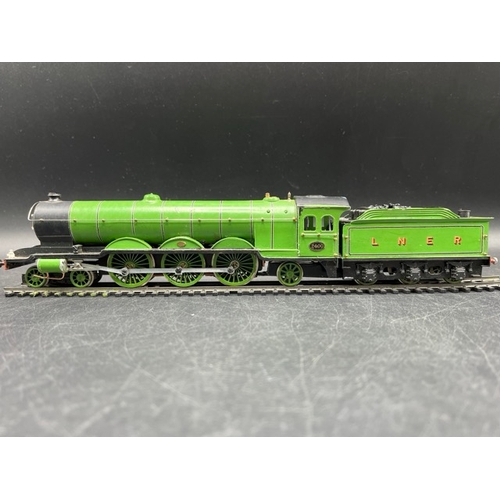 60 - Kit-built OO gauge LNER Class A2 4-6-2 'City of Newcastle' #2400 locomotive, Tested Non-Runner 
(100... 