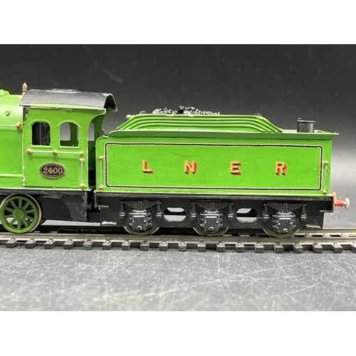 60 - Kit-built OO gauge LNER Class A2 4-6-2 'City of Newcastle' #2400 locomotive, Tested Non-Runner 
(100... 