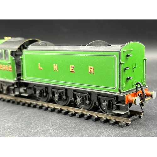 63 - Kit-built OO gauge LNER Class A1 4-6-2 'Isinglass' locomotive, Tested Runner 
(550g)
Tested Runner b... 