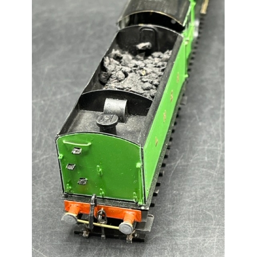 63 - Kit-built OO gauge LNER Class A1 4-6-2 'Isinglass' locomotive, Tested Runner 
(550g)
Tested Runner b... 