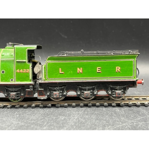 64 - Kit-built OO gauge Class Ivatt H2 Atlantic 4-4-2 LNER #4422 locomotive, Tested Runner 
(400g)
Few lo... 