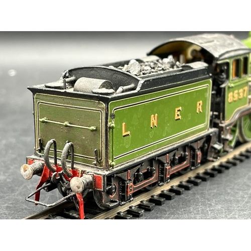 65 - Kit-built OO gauge LNER Class B12 4-6-0 #8537 locomotive, Tested Runner 
(600g)
Tested smooth runner... 