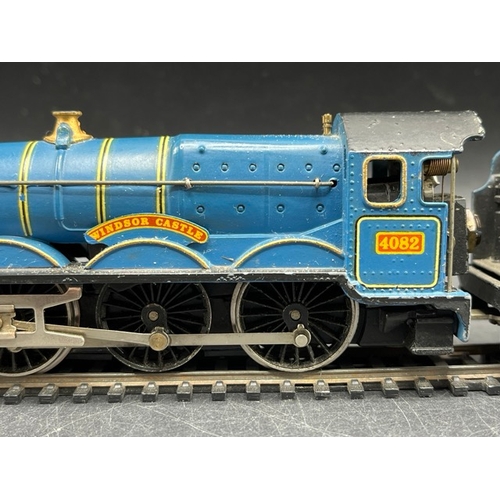 19 - Wrenn W2223 Castle Class 4-6-0 4082 'Windsor Castle' in BR Blue, Tested Runner
(700g)
Supplied in wh... 