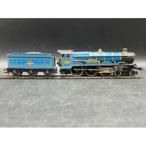 19 - Wrenn W2223 Castle Class 4-6-0 4082 'Windsor Castle' in BR Blue, Tested Runner
(700g)
Supplied in wh... 