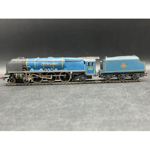 20 - Wrenn W2229 Duchess Class 8P 4-6-2 46242 'City of Glasgow' in BR Blue, Tested Runner
(800g)
Supplied... 