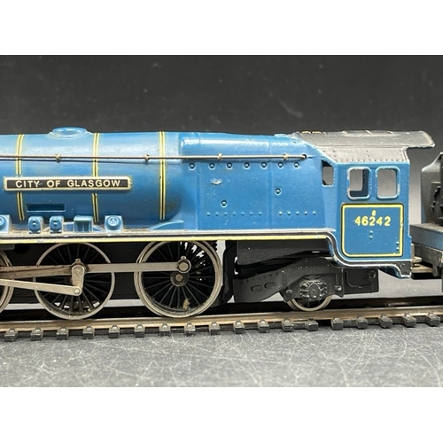 20 - Wrenn W2229 Duchess Class 8P 4-6-2 46242 'City of Glasgow' in BR Blue, Tested Runner
(800g)
Supplied... 