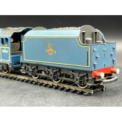 20 - Wrenn W2229 Duchess Class 8P 4-6-2 46242 'City of Glasgow' in BR Blue, Tested Runner
(800g)
Supplied... 